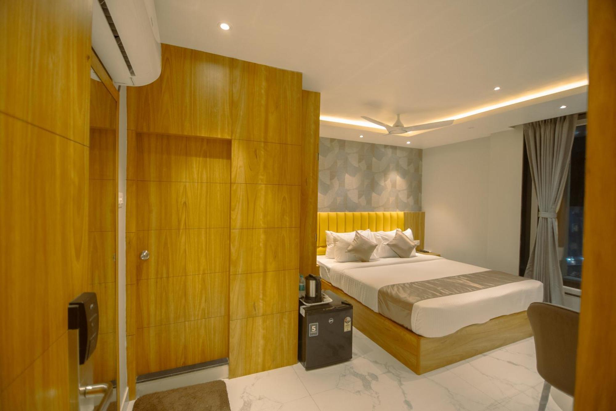 Hotel Dc Star Calcutta Exterior foto