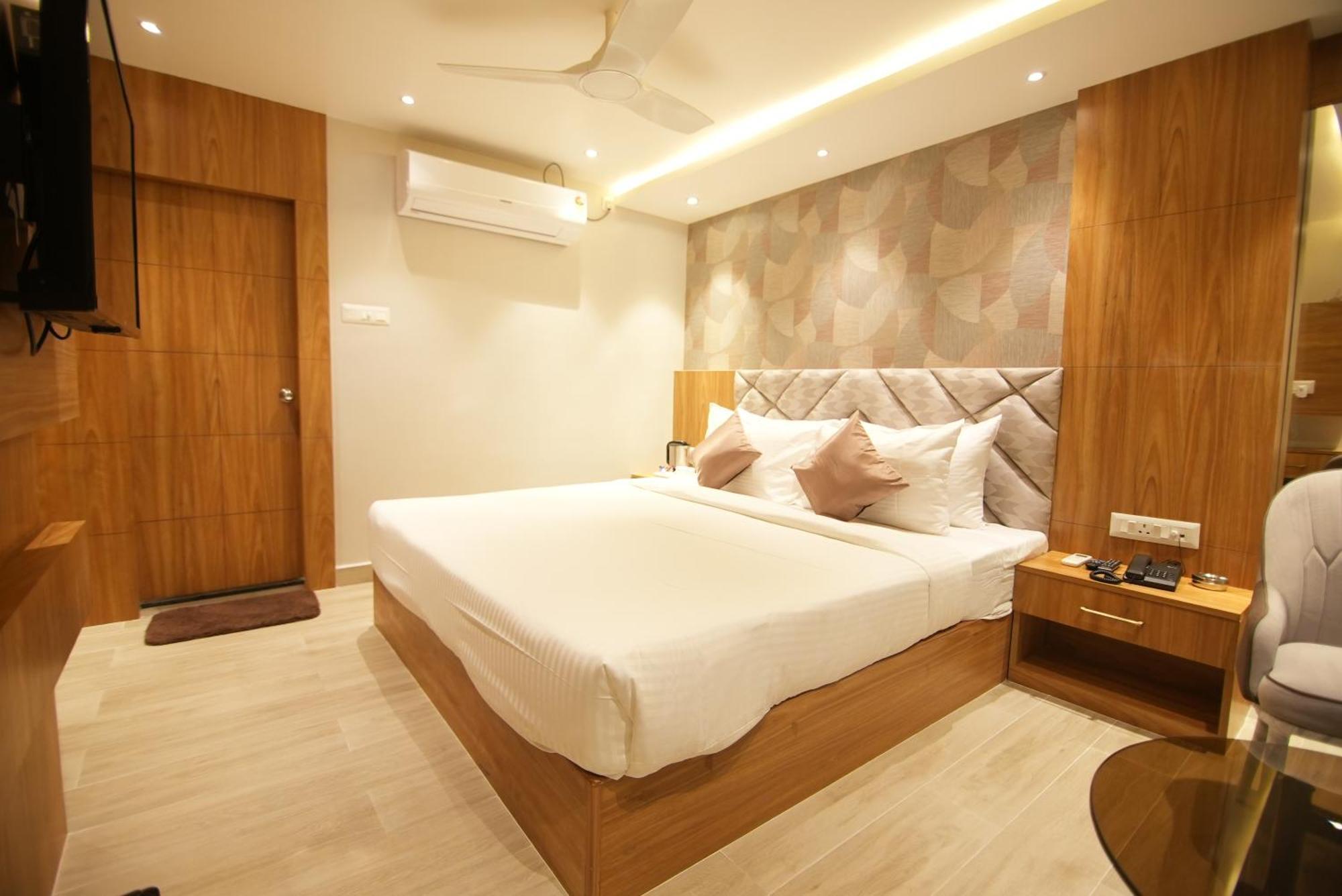 Hotel Dc Star Calcutta Exterior foto