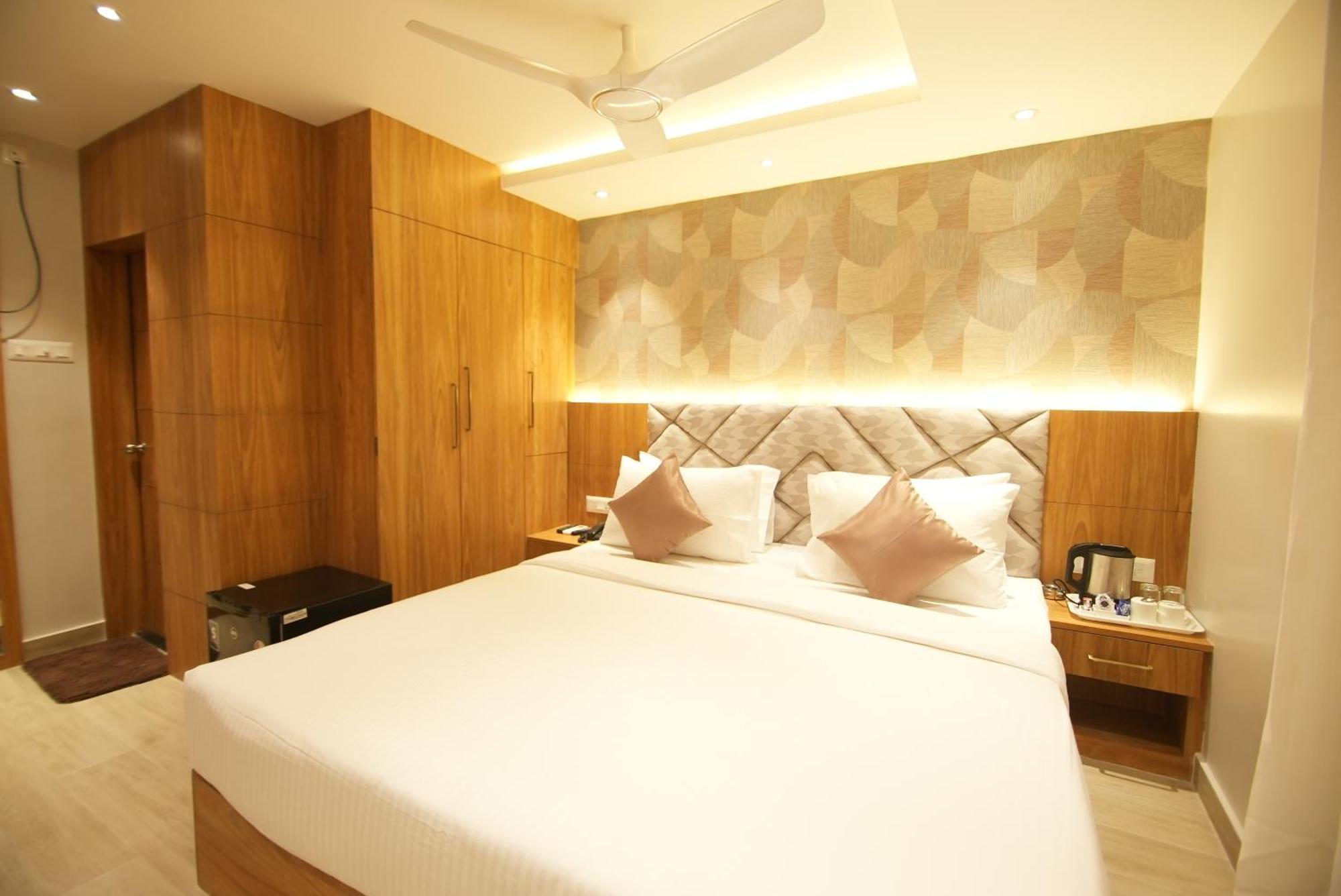 Hotel Dc Star Calcutta Exterior foto